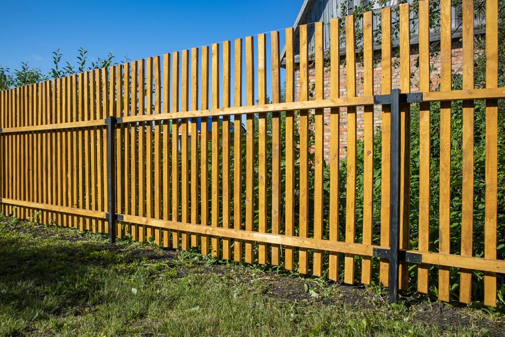 Choosing Between Wood and Steel Fencing — Which Is Right for You?